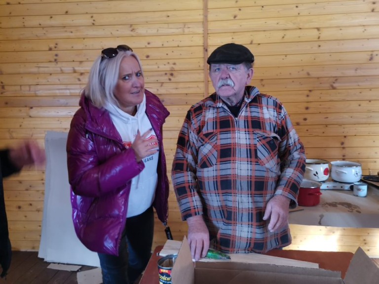 Świece okopowe made in Konin. Trafią do ukraińskich żołnierzy